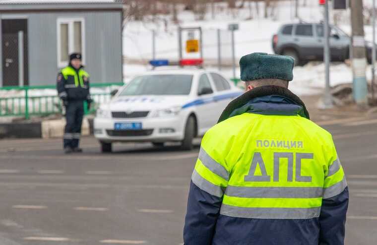 В Краснодаре перекрыты выезды из города в поисках преступника, напавшего на полицейского