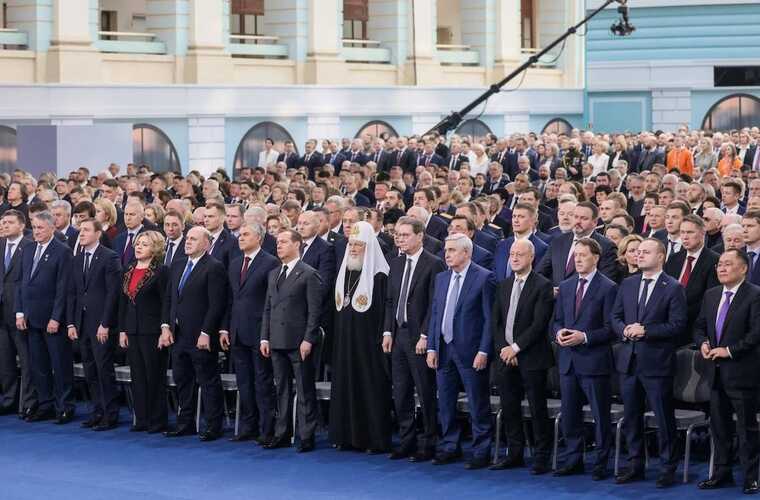 Утечка данных показала, что каждый четвертый миллиардер Путина сбежал из России после начала СВО