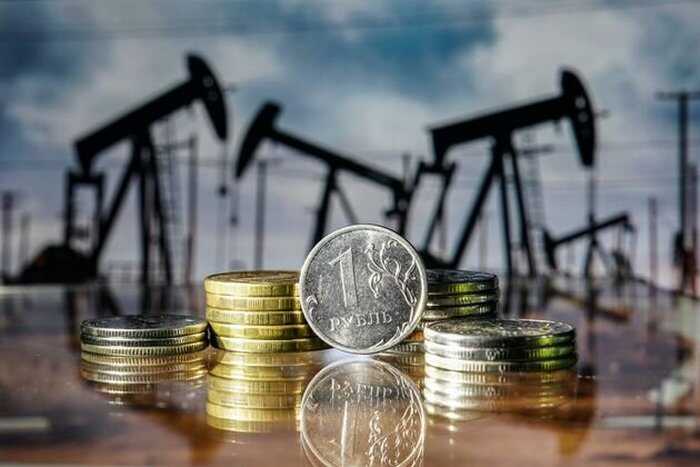 Бюджетный дефицит России растет из-за падения нефтяных доходов