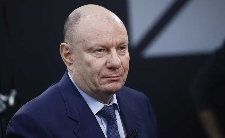 Владельцем компании «Меридиан-Сервис» стала структура олигарха Потанина