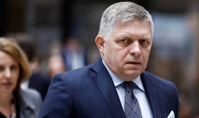 Фицо ответил на предложение Мерца наказать Братиславу за позицию по России