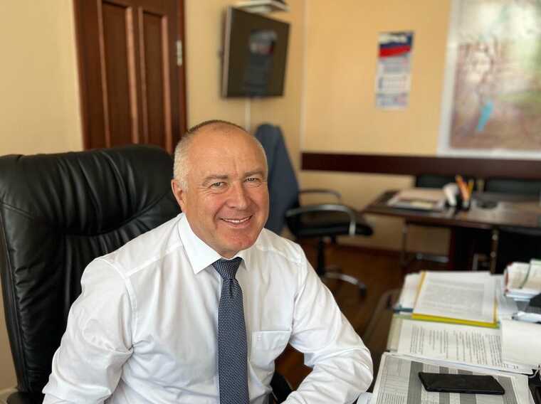 Вице-премьер Евгений Луковников уходит из-за провалов в проектах на 15 миллиардов рублей и коррупционных скандалов