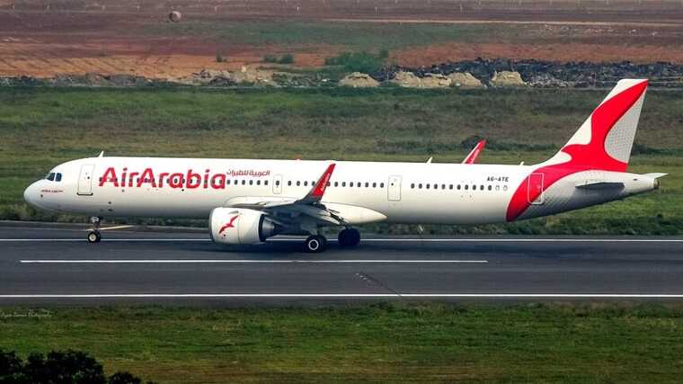 Возмущённые пассажиры требуют компенсации от Air Arabia за отмену перелётов