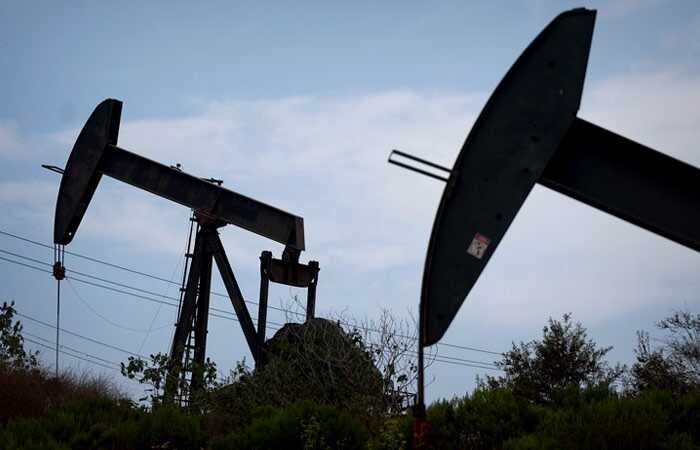 Цены на нефть резко упали после атак Ирана на американские объекты