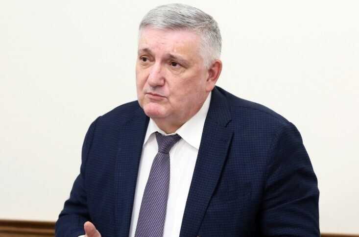 Ректор-депутат Зайдин Джамбулатов задержан за взятку в 5 миллионов в вузе, основанном его отцом