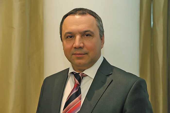 В Казани арестовали помощника премьер-министра Татарстана Руслана Латыпова за взятку в 3 миллиона рублей