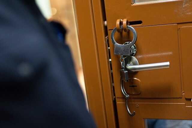 Заместитель начальника исправительной колонии №5 в Татарстане попался на взятке смарт-часами стоимостью более 46 тысяч рублей
