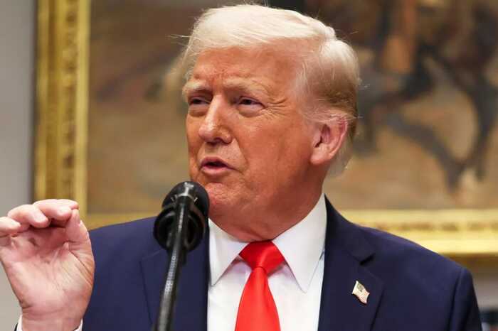 Трамп прокомментировал давление на Зеленского и оценил разговор с Путиным как неудачный