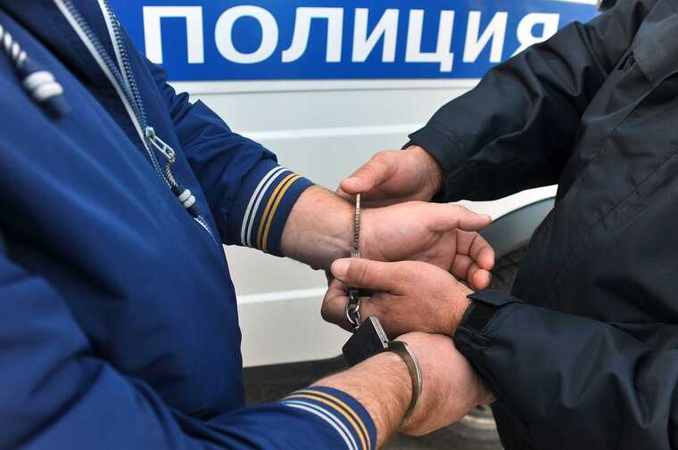 Азербайджанскую группировку в Москве уличили в продаже фальшивых миграционных документов