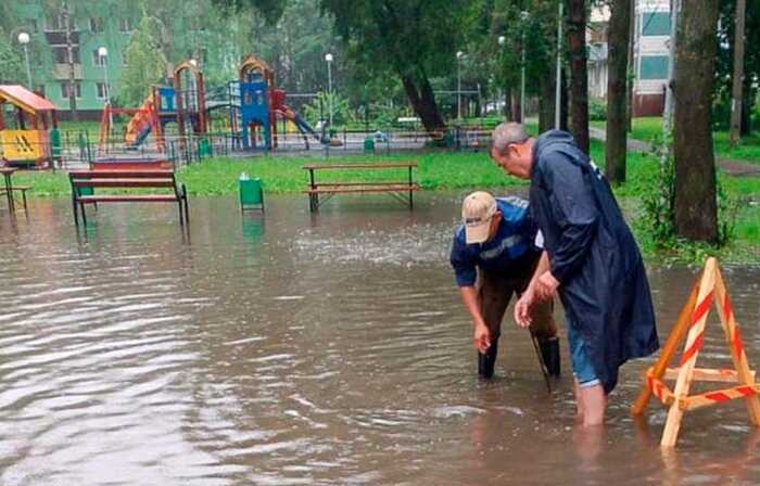 Прорыв дамбы в Хметьево: при губернаторе Воробьёве Подмосковье тонет в режиме ЧС