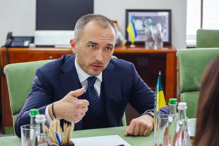 Глава Нацбанка Андрей Пышный под угрозой увольнения из-за подозрений в сговоре с Порошенко