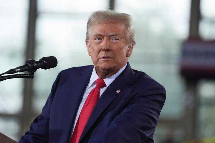 Трамп подписал закон о масштабном сокращении финансирования иностранной помощи и общественного вещания в США