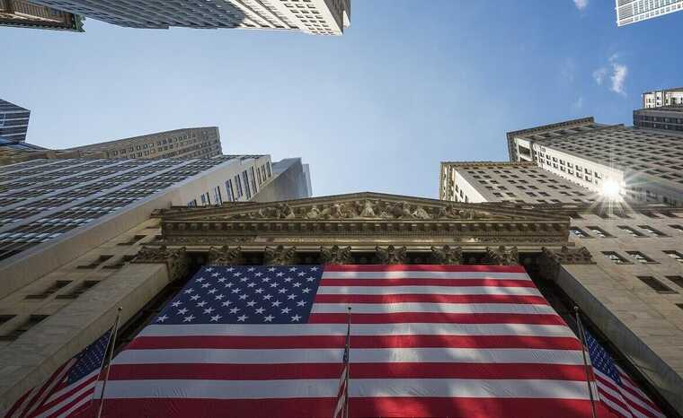 Экономический рост в США ускорился благодаря падению импорта