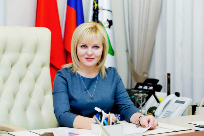 Глава Клинского округа Алена Сокольская уволена и покинула Россию на фоне расследования коррупции в ЖКХ