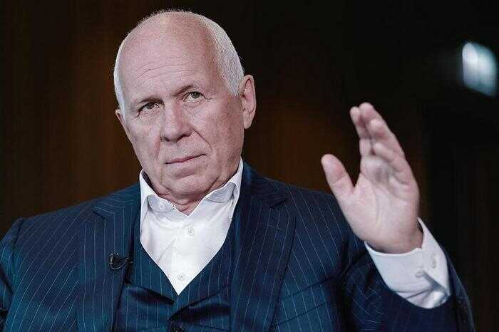 Патриотические поездки Чемезова: от форпоста борьбы с империализмом до личных рейсов на служебных бортах
